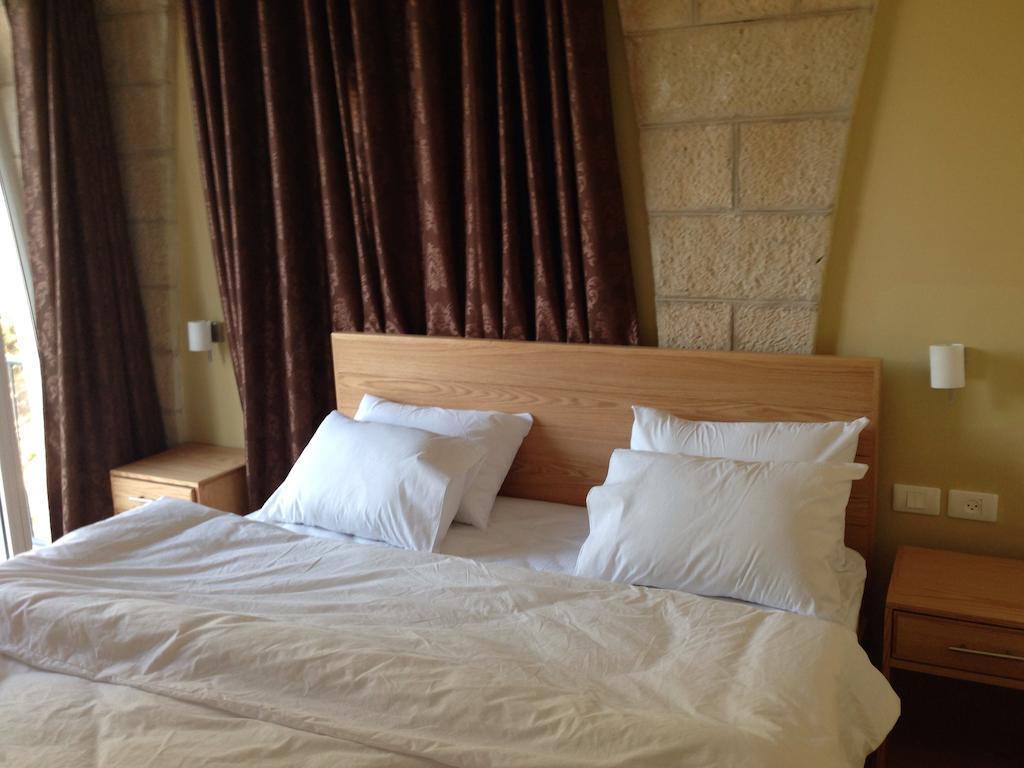 Talitha Kumi Guest House Al-Khader Номер фото