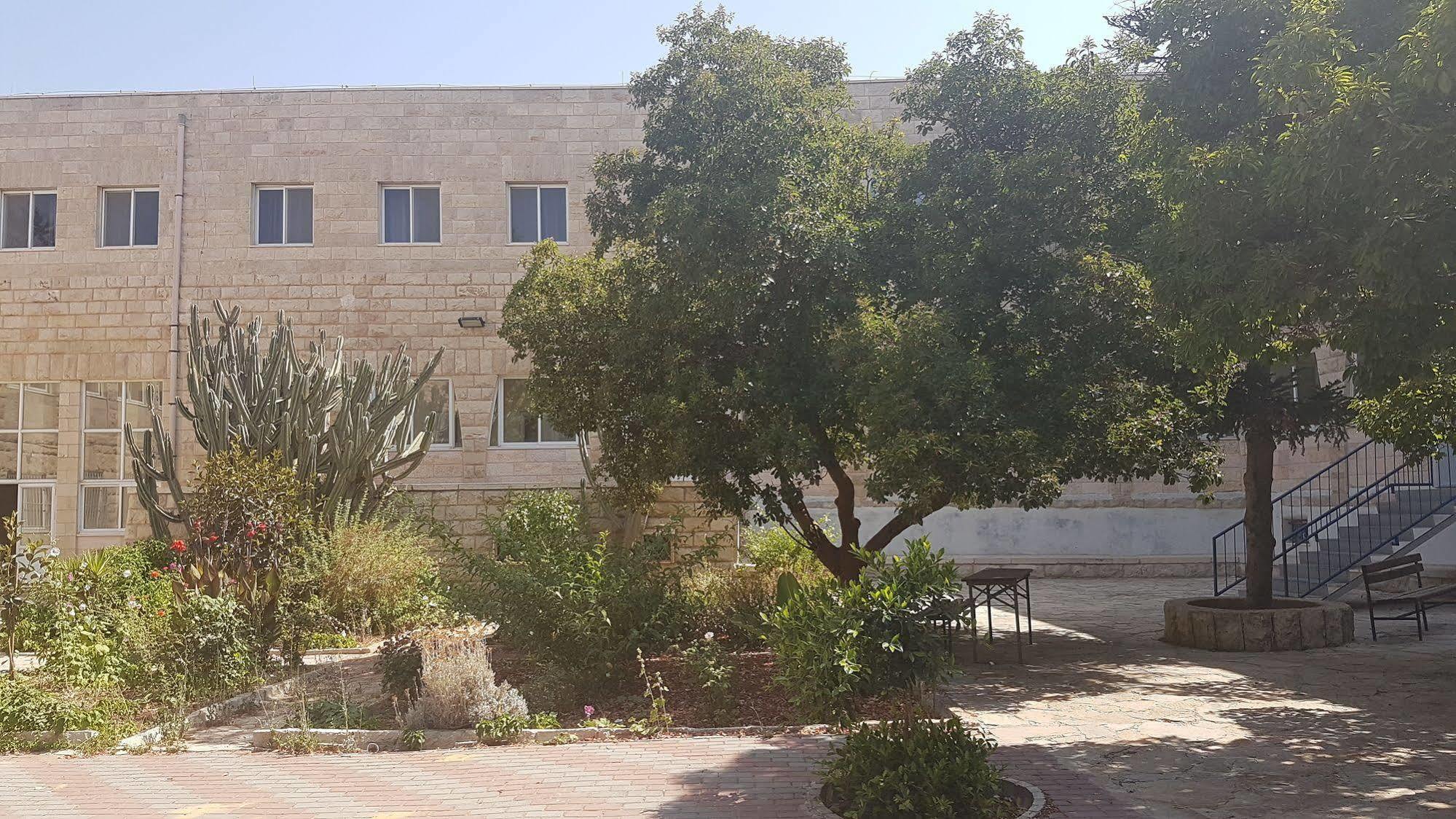 Talitha Kumi Guest House Al-Khader Екстер'єр фото